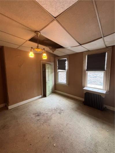90 Pius St, Pittsburgh, PA 15203, 3 Bedrooms Bedrooms, 6 Rooms Rooms,2 BathroomsBathrooms,Residential,For Sale,Pius St,1711816