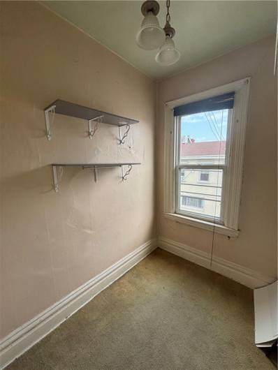 90 Pius St, Pittsburgh, PA 15203, 3 Bedrooms Bedrooms, 6 Rooms Rooms,2 BathroomsBathrooms,Residential,For Sale,Pius St,1711816