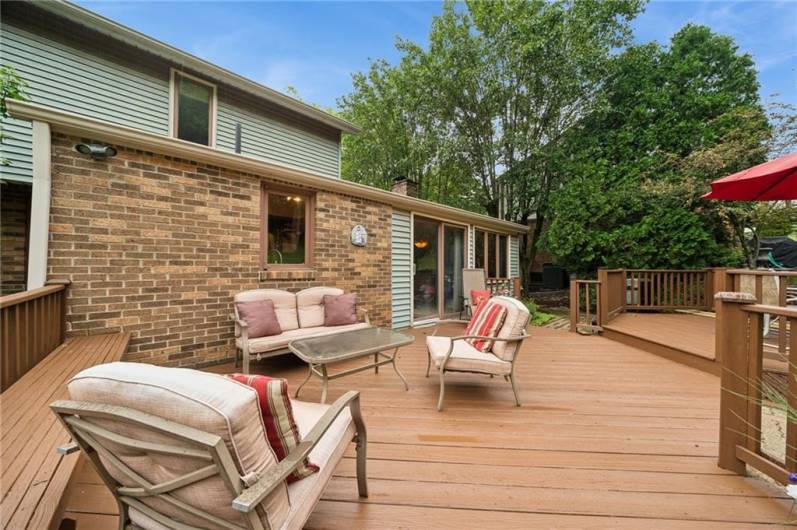 2807 Tischler Rd, Bethel Park, PA 15102, 4 Bedrooms Bedrooms, 9 Rooms Rooms,2.2 BathroomsBathrooms,Residential,For Sale,Tischler Rd,0,1711825
