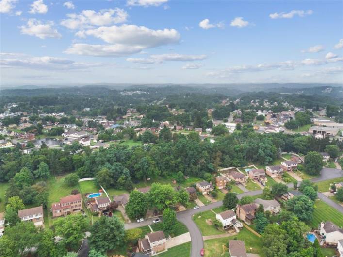 2807 Tischler Rd, Bethel Park, PA 15102, 4 Bedrooms Bedrooms, 9 Rooms Rooms,2.2 BathroomsBathrooms,Residential,For Sale,Tischler Rd,0,1711825