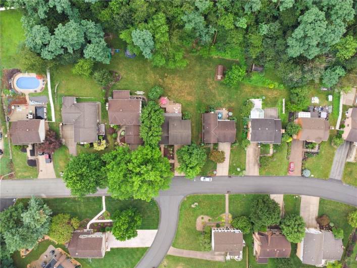 2807 Tischler Rd, Bethel Park, PA 15102, 4 Bedrooms Bedrooms, 9 Rooms Rooms,2.2 BathroomsBathrooms,Residential,For Sale,Tischler Rd,0,1711825
