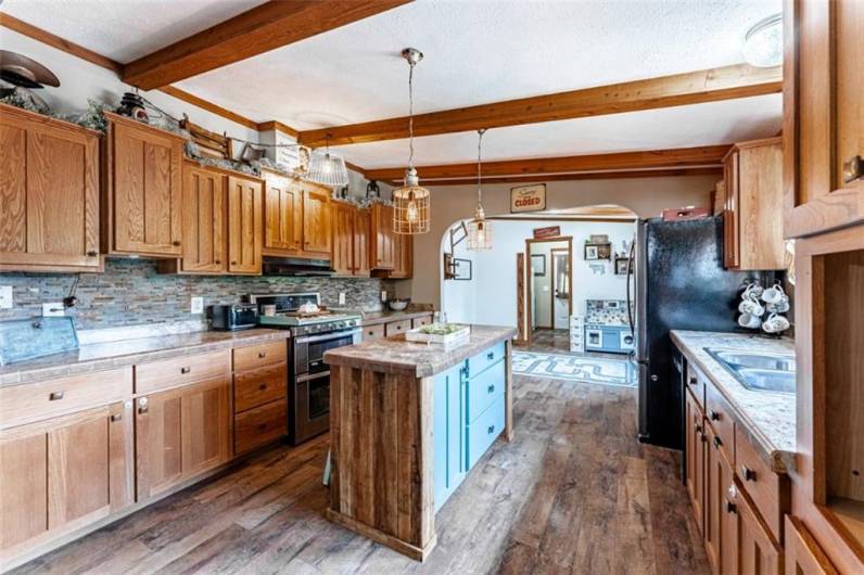 129 Dewey Avenue, Spraggs, PA 15362, 3 Bedrooms Bedrooms, 7 Rooms Rooms,2 BathroomsBathrooms,Residential,For Sale,Dewey Avenue,0,1711834