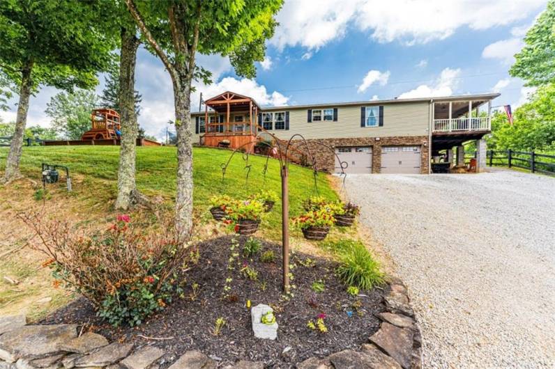 129 Dewey Avenue, Spraggs, PA 15362, 3 Bedrooms Bedrooms, 7 Rooms Rooms,2 BathroomsBathrooms,Residential,For Sale,Dewey Avenue,0,1711834