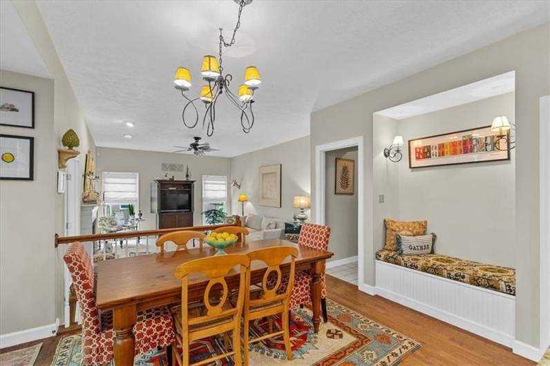 2001 Buckingham Dr, Mars, PA 16046, 6 Bedrooms Bedrooms, 14 Rooms Rooms,3.1 BathroomsBathrooms,Residential,For Sale,Buckingham Dr,1711842