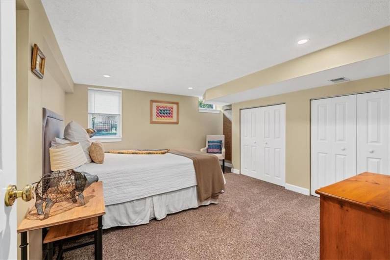 2001 Buckingham Dr, Mars, PA 16046, 6 Bedrooms Bedrooms, 14 Rooms Rooms,3.1 BathroomsBathrooms,Residential,For Sale,Buckingham Dr,1711842