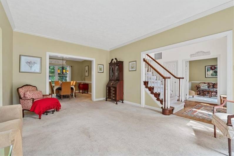 2001 Buckingham Dr, Mars, PA 16046, 6 Bedrooms Bedrooms, 14 Rooms Rooms,3.1 BathroomsBathrooms,Residential,For Sale,Buckingham Dr,1711842