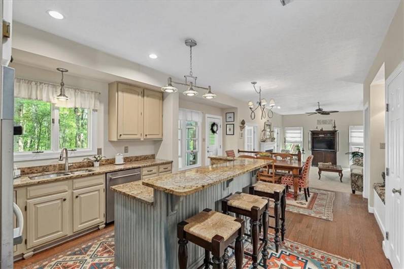 2001 Buckingham Dr, Mars, PA 16046, 6 Bedrooms Bedrooms, 14 Rooms Rooms,3.1 BathroomsBathrooms,Residential,For Sale,Buckingham Dr,1711842