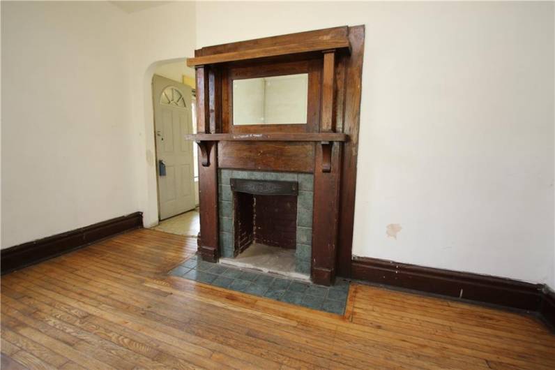 Ceramic Tile Hearth & Beautiful Wood Mantle