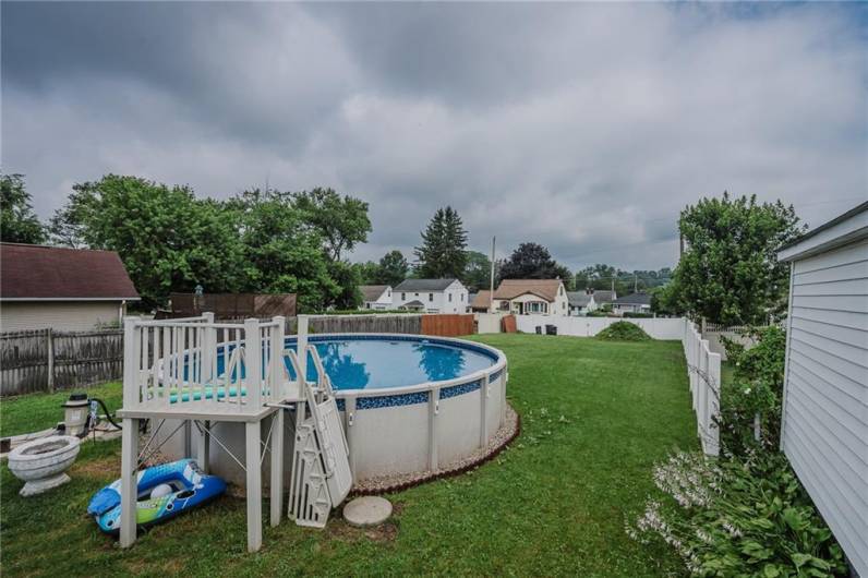 615 Maple St, Indiana, PA 15701, 4 Bedrooms Bedrooms, ,1.1 BathroomsBathrooms,Residential,For Sale,Maple St,0,1711849