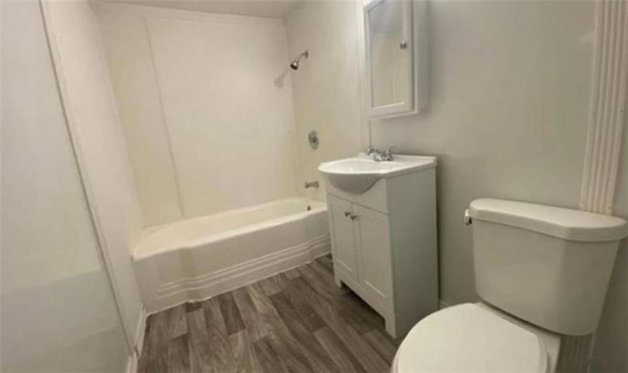 86 Main St, Greenville, PA 16125, 5 Bedrooms Bedrooms, ,2 BathroomsBathrooms,Residential,For Sale,Main St,1711851