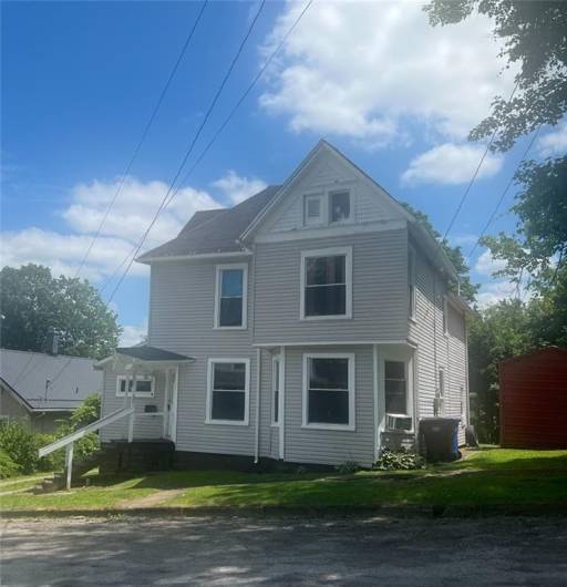 86 Main St, Greenville, PA 16125, 5 Bedrooms Bedrooms, ,2 BathroomsBathrooms,Residential,For Sale,Main St,1711851