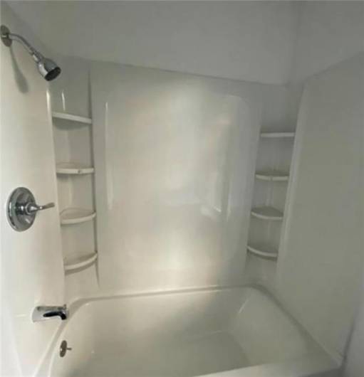 86 Main St, Greenville, PA 16125, 5 Bedrooms Bedrooms, ,2 BathroomsBathrooms,Residential,For Sale,Main St,1711851