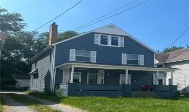 766 Irvine Ave, Sharon, PA 16146, 3 Bedrooms Bedrooms, ,1.1 BathroomsBathrooms,Residential,For Sale,Irvine Ave,1711856