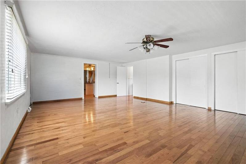 6 GARDEN TERRACE, Pittsburgh, PA 15221, 2 Bedrooms Bedrooms, 8 Rooms Rooms,2 BathroomsBathrooms,Residential,For Sale,GARDEN TERRACE,0,1711450