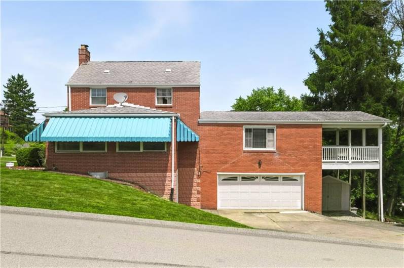 6 GARDEN TERRACE, Pittsburgh, PA 15221, 2 Bedrooms Bedrooms, 8 Rooms Rooms,2 BathroomsBathrooms,Residential,For Sale,GARDEN TERRACE,0,1711450