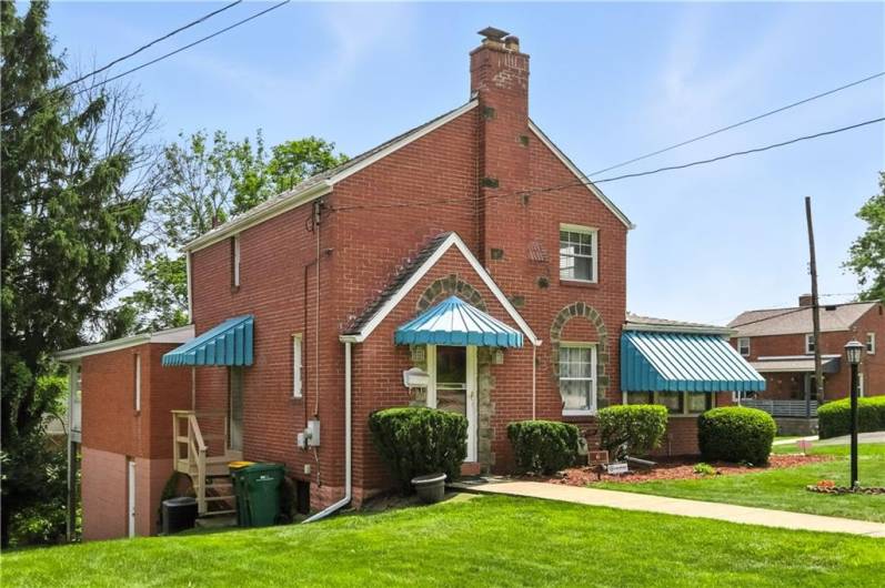 6 GARDEN TERRACE, Pittsburgh, PA 15221, 2 Bedrooms Bedrooms, 8 Rooms Rooms,2 BathroomsBathrooms,Residential,For Sale,GARDEN TERRACE,0,1711450