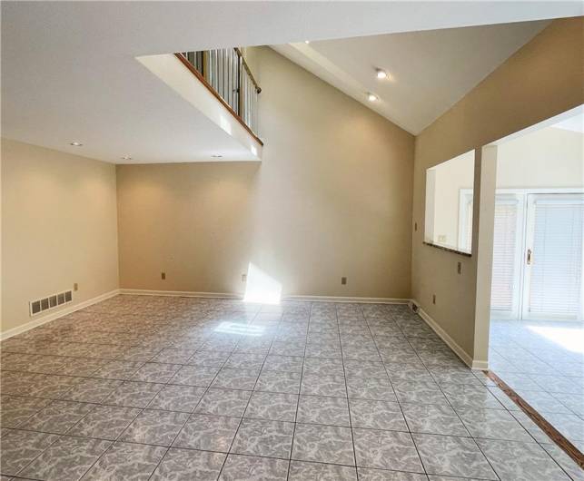 250 PORTMAN LANE, Bridgeville, PA 15017, 3 Bedrooms Bedrooms, 11 Rooms Rooms,3.1 BathroomsBathrooms,Residential,For Sale,PORTMAN LANE,0,1711507