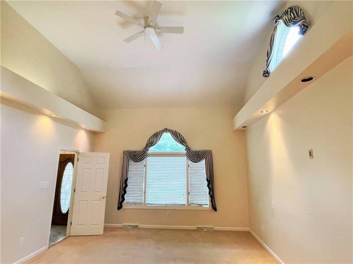 250 PORTMAN LANE, Bridgeville, PA 15017, 3 Bedrooms Bedrooms, 11 Rooms Rooms,3.1 BathroomsBathrooms,Residential,For Sale,PORTMAN LANE,0,1711507