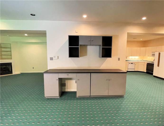 250 PORTMAN LANE, Bridgeville, PA 15017, 3 Bedrooms Bedrooms, 11 Rooms Rooms,3.1 BathroomsBathrooms,Residential,For Sale,PORTMAN LANE,0,1711507