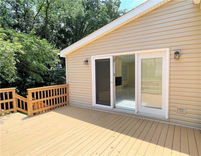 250 PORTMAN LANE, Bridgeville, PA 15017, 3 Bedrooms Bedrooms, 11 Rooms Rooms,3.1 BathroomsBathrooms,Residential,For Sale,PORTMAN LANE,0,1711507