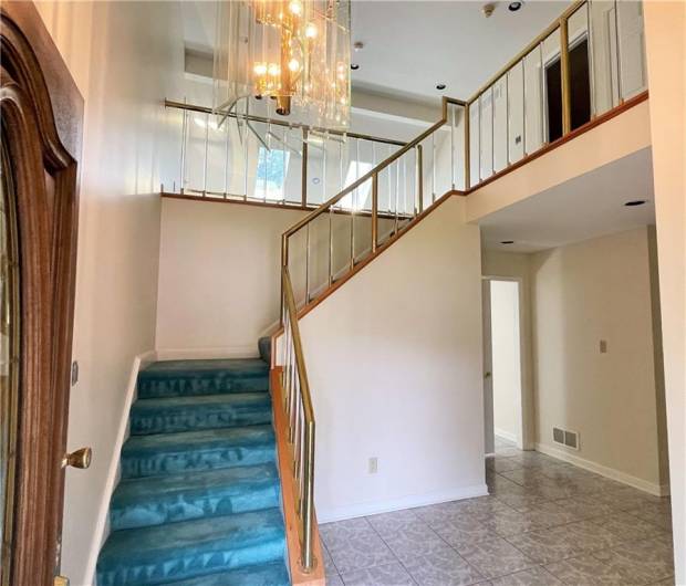 250 PORTMAN LANE, Bridgeville, PA 15017, 3 Bedrooms Bedrooms, 11 Rooms Rooms,3.1 BathroomsBathrooms,Residential,For Sale,PORTMAN LANE,0,1711507