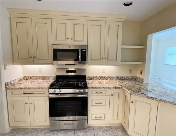 250 PORTMAN LANE, Bridgeville, PA 15017, 3 Bedrooms Bedrooms, 11 Rooms Rooms,3.1 BathroomsBathrooms,Residential,For Sale,PORTMAN LANE,0,1711507