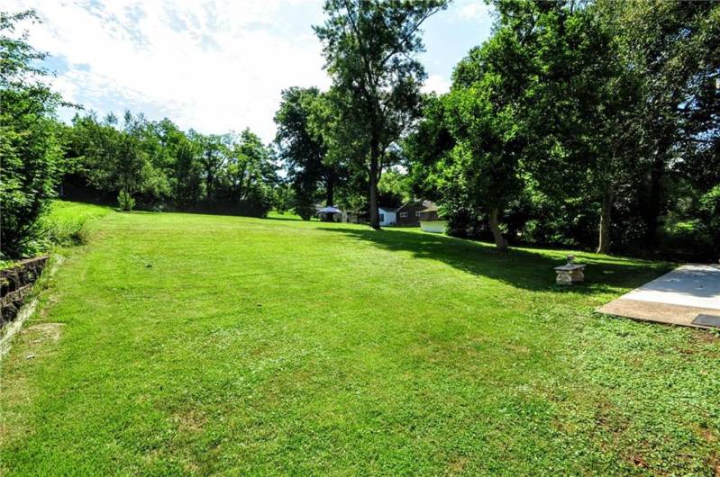 1004 Old Washington Rd, Canonsburg, PA 15317, 3 Bedrooms Bedrooms, 9 Rooms Rooms,2 BathroomsBathrooms,Residential,For Sale,Old Washington Rd,0,1711535