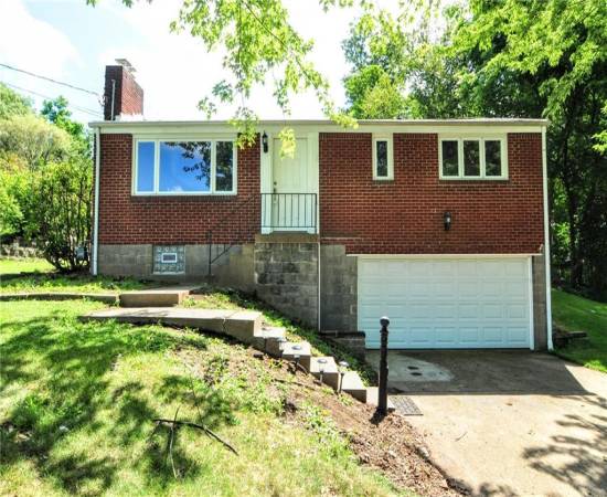ActiveResidential 1004 Old Washington Rd, Canonsburg, PA 15317, 3 Bedrooms Bedrooms, 9 Rooms Rooms,2 BathroomsBathrooms,Residential,For Sale,Old Washington Rd,0,1711535