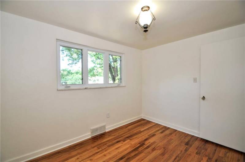 1004 Old Washington Rd, Canonsburg, PA 15317, 3 Bedrooms Bedrooms, 9 Rooms Rooms,2 BathroomsBathrooms,Residential,For Sale,Old Washington Rd,0,1711535