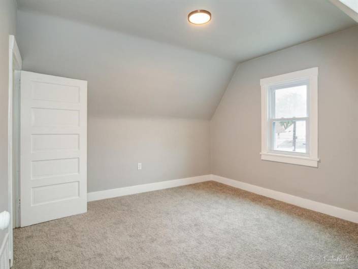 1709 Main St, Aliquippa, PA 15001, 4 Bedrooms Bedrooms, ,2 BathroomsBathrooms,Residential,For Sale,Main St,0,1711566