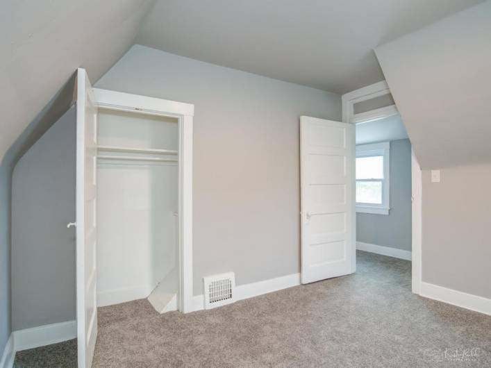 1709 Main St, Aliquippa, PA 15001, 4 Bedrooms Bedrooms, ,2 BathroomsBathrooms,Residential,For Sale,Main St,0,1711566