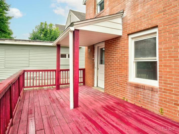 1709 Main St, Aliquippa, PA 15001, 4 Bedrooms Bedrooms, ,2 BathroomsBathrooms,Residential,For Sale,Main St,0,1711566