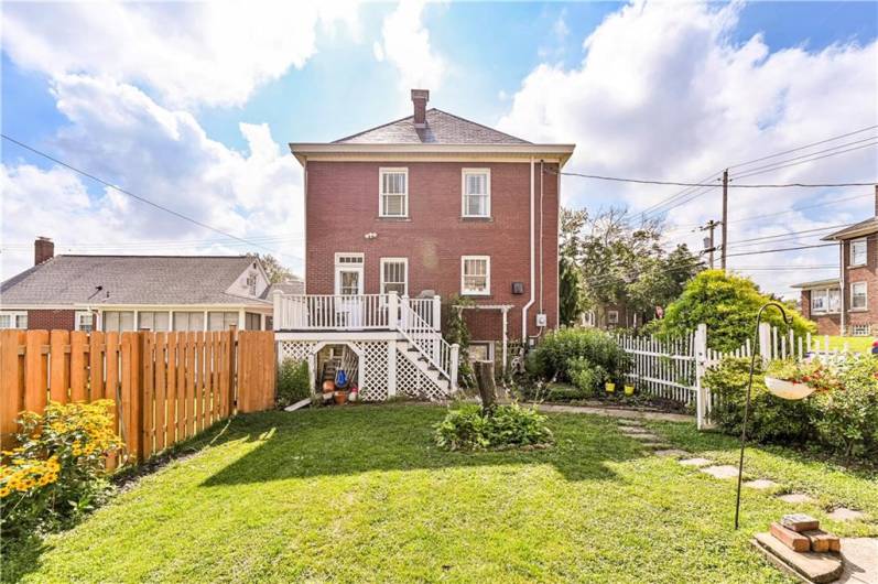 254 Tremont Ave, Greensburg, PA 15601, 4 Bedrooms Bedrooms, 9 Rooms Rooms,2 BathroomsBathrooms,Residential,For Sale,Tremont Ave,1711582