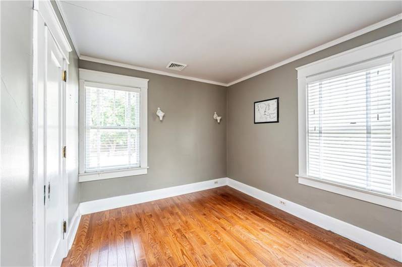 254 Tremont Ave, Greensburg, PA 15601, 4 Bedrooms Bedrooms, 9 Rooms Rooms,2 BathroomsBathrooms,Residential,For Sale,Tremont Ave,1711582