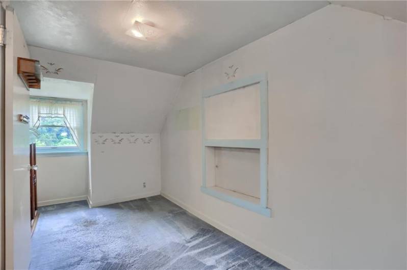 1405 Three Degree Rd, Valencia, PA 16059, 3 Bedrooms Bedrooms, 6 Rooms Rooms,1 BathroomBathrooms,Residential,For Sale,Three Degree Rd,0,1711597