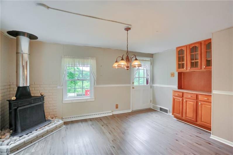 1405 Three Degree Rd, Valencia, PA 16059, 3 Bedrooms Bedrooms, 6 Rooms Rooms,1 BathroomBathrooms,Residential,For Sale,Three Degree Rd,0,1711597