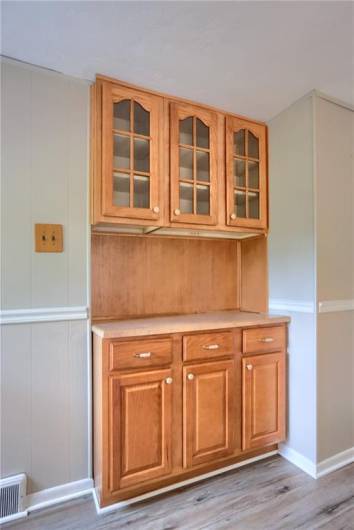 1405 Three Degree Rd, Valencia, PA 16059, 3 Bedrooms Bedrooms, 6 Rooms Rooms,1 BathroomBathrooms,Residential,For Sale,Three Degree Rd,0,1711597