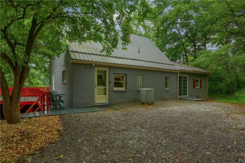 1405 Three Degree Rd, Valencia, PA 16059, 3 Bedrooms Bedrooms, 6 Rooms Rooms,1 BathroomBathrooms,Residential,For Sale,Three Degree Rd,0,1711597