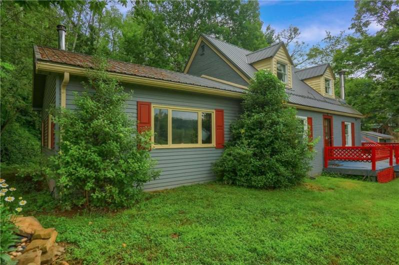 1405 Three Degree Rd, Valencia, PA 16059, 3 Bedrooms Bedrooms, 6 Rooms Rooms,1 BathroomBathrooms,Residential,For Sale,Three Degree Rd,0,1711597