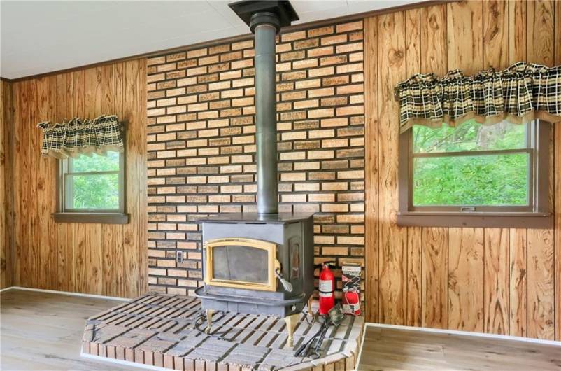 1405 Three Degree Rd, Valencia, PA 16059, 3 Bedrooms Bedrooms, 6 Rooms Rooms,1 BathroomBathrooms,Residential,For Sale,Three Degree Rd,0,1711597