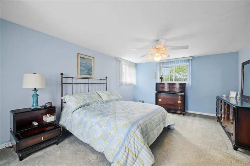 407 Laurel Hill Rd, Allison Park, PA 15101, 3 Bedrooms Bedrooms, ,2.1 BathroomsBathrooms,Residential,For Sale,Laurel Hill Rd,0,1711649