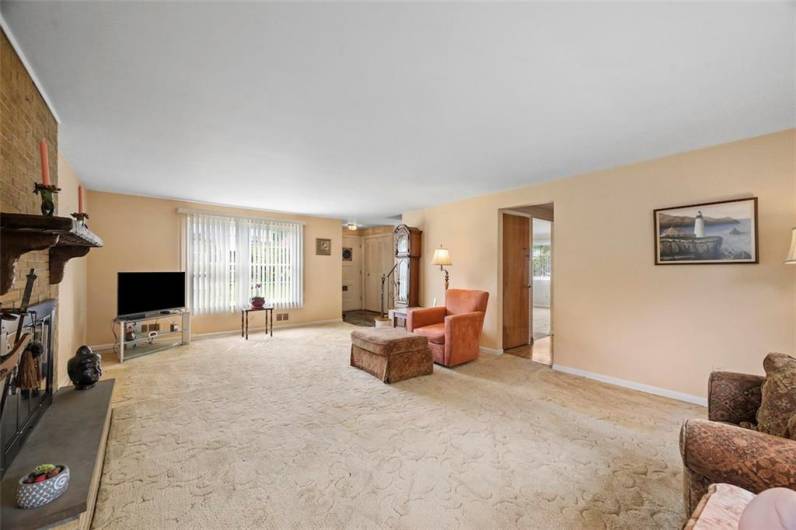 407 Laurel Hill Rd, Allison Park, PA 15101, 3 Bedrooms Bedrooms, ,2.1 BathroomsBathrooms,Residential,For Sale,Laurel Hill Rd,0,1711649