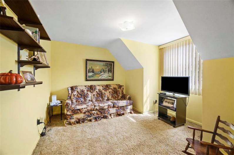 407 Laurel Hill Rd, Allison Park, PA 15101, 3 Bedrooms Bedrooms, ,2.1 BathroomsBathrooms,Residential,For Sale,Laurel Hill Rd,0,1711649