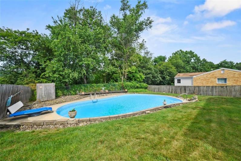 407 Laurel Hill Rd, Allison Park, PA 15101, 3 Bedrooms Bedrooms, ,2.1 BathroomsBathrooms,Residential,For Sale,Laurel Hill Rd,0,1711649