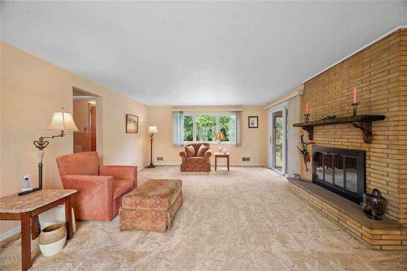 407 Laurel Hill Rd, Allison Park, PA 15101, 3 Bedrooms Bedrooms, ,2.1 BathroomsBathrooms,Residential,For Sale,Laurel Hill Rd,0,1711649