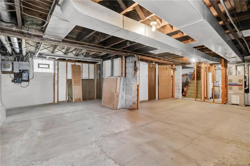 214 Bronx Ave, Pittsburgh, PA 15229, 2 Bedrooms Bedrooms, 6 Rooms Rooms,2 BathroomsBathrooms,Residential,For Sale,Bronx Ave,0,1711652