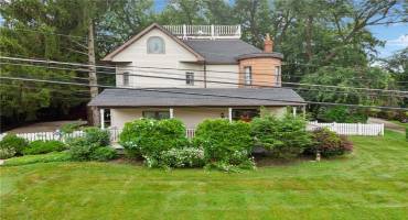 1035 Linden Road, Eighty Four, PA 15330, 4 Bedrooms Bedrooms, 9 Rooms Rooms,2.1 BathroomsBathrooms,Residential,For Sale,Linden Road,0,1711713