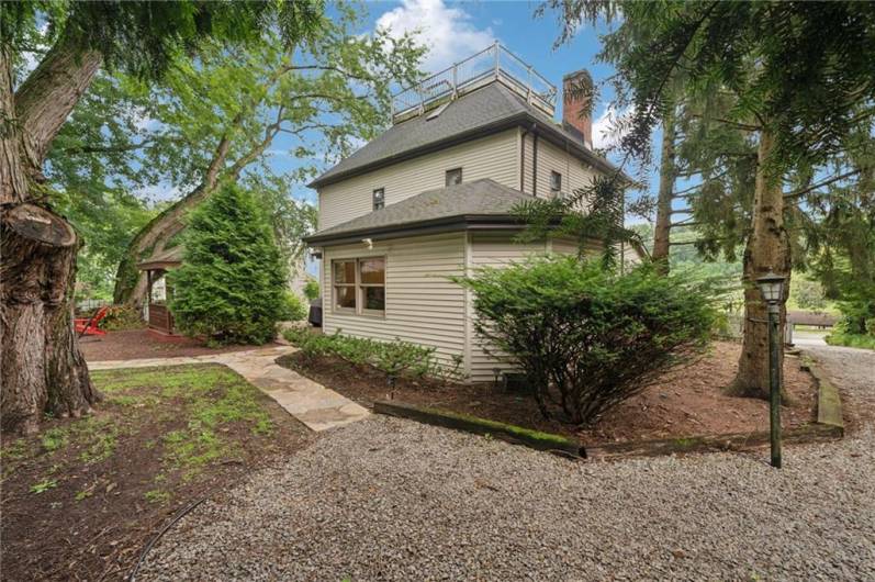 1035 Linden Road, Eighty Four, PA 15330, 4 Bedrooms Bedrooms, 9 Rooms Rooms,2.1 BathroomsBathrooms,Residential,For Sale,Linden Road,0,1711713