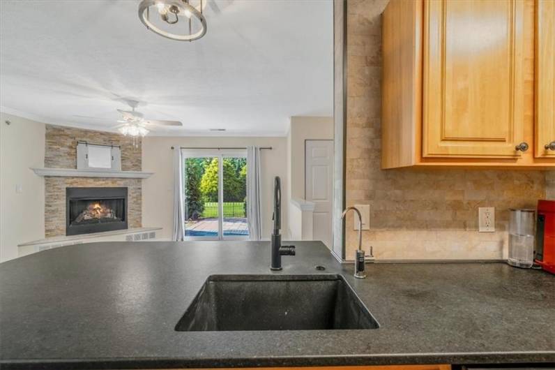 5002 Lenox Oval, Pittsburgh, PA 15237, 2 Bedrooms Bedrooms, 7 Rooms Rooms,2 BathroomsBathrooms,Residential,For Sale,Lenox Oval,0,1711796