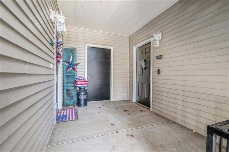 5002 Lenox Oval, Pittsburgh, PA 15237, 2 Bedrooms Bedrooms, 7 Rooms Rooms,2 BathroomsBathrooms,Residential,For Sale,Lenox Oval,0,1711796